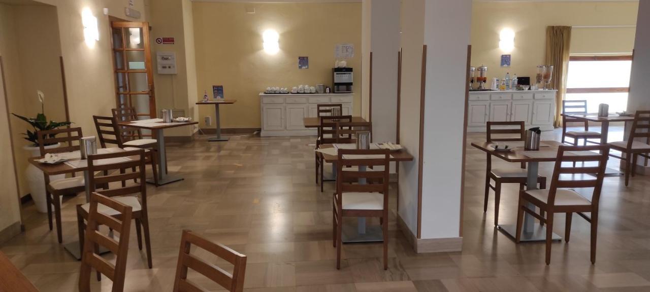 Hotel Il Gabbiano Альгеро Екстер'єр фото