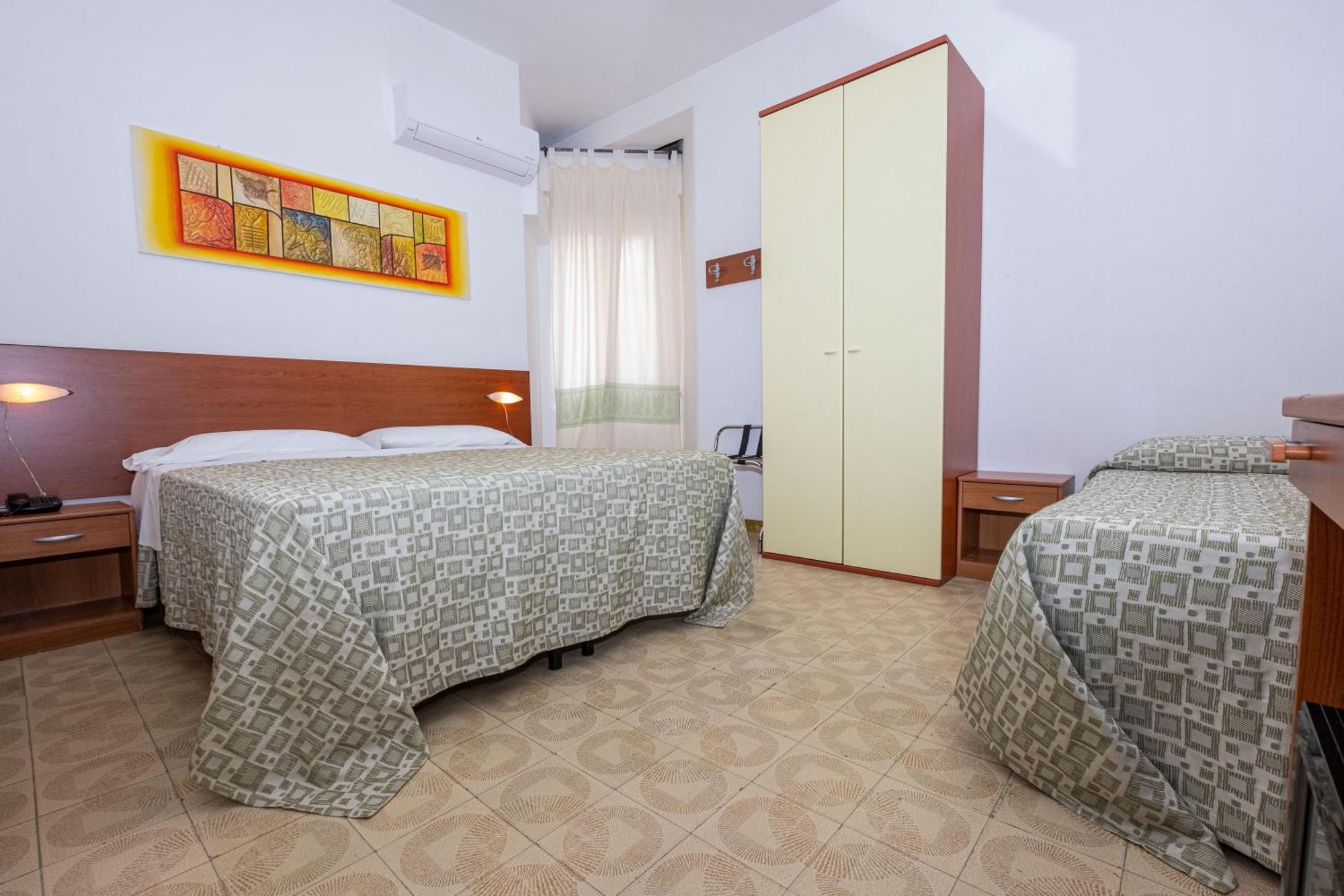 Hotel Il Gabbiano Альгеро Екстер'єр фото